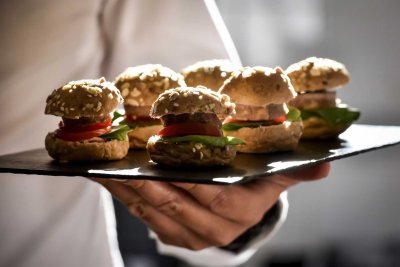 Mini burgers traiteur cocktail dinatoire et finger food à Libourne